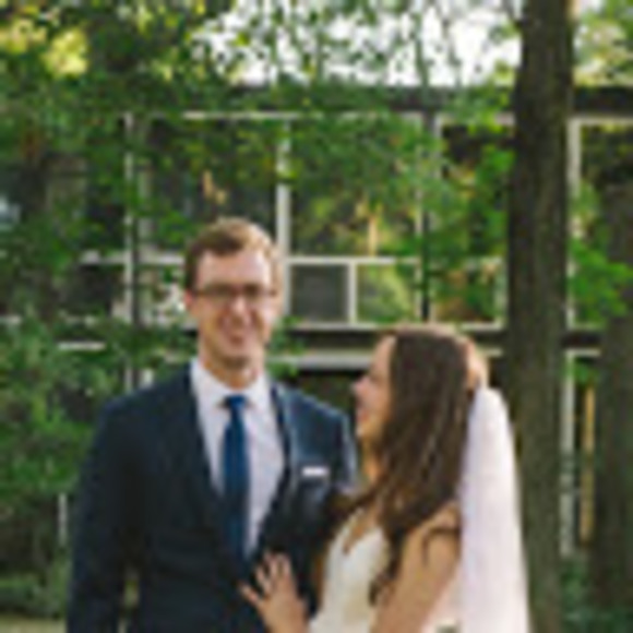 Meet your Posher, Lyse - Picture 1 of 1